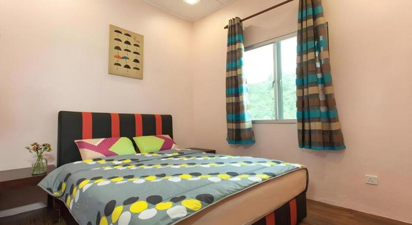 キナバル国立公園 Happy Village Kundasang ホテル プール