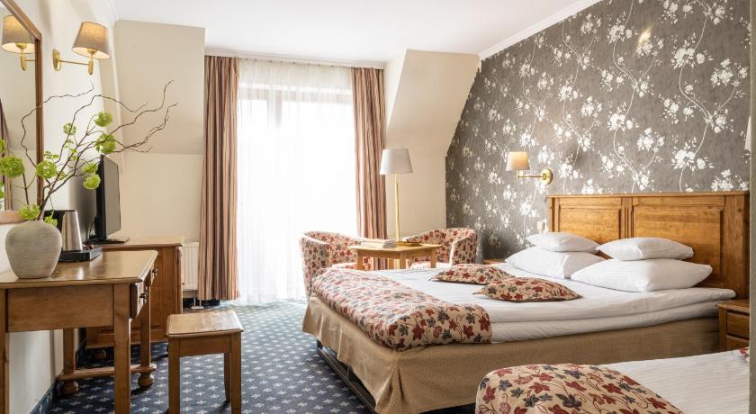 ザコパネ Krupowki 40 3つ星 ホテル スイート