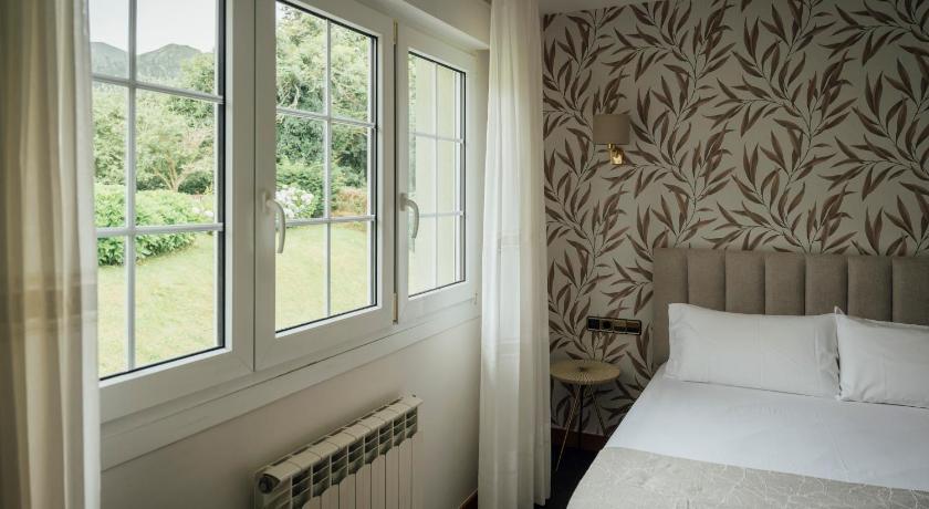 Image of Double or Twin Room 6