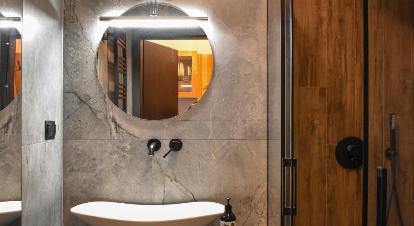 ザコパネ Czerwona Lawka 2つ星 ゲストハウス レストラン