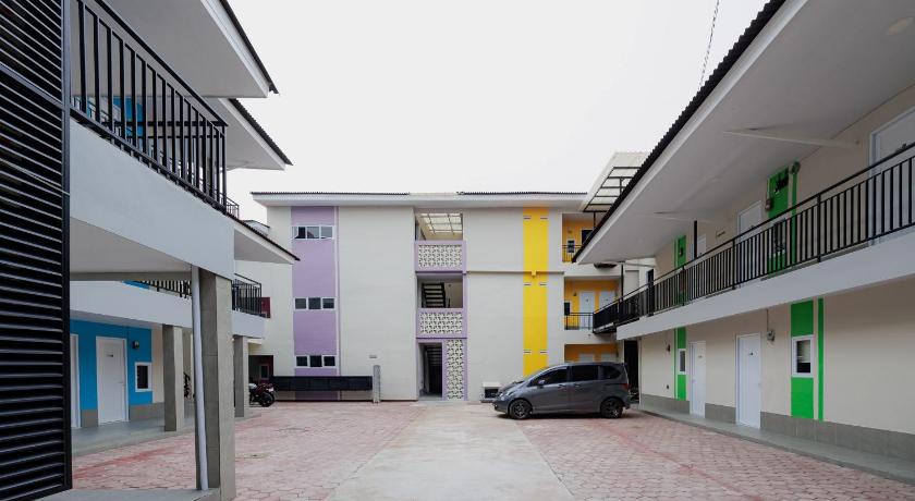 Urbanview Petukangan Mansion Jakarta – Jakarta, NY