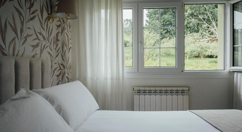 Image of Double or Twin Room 8
