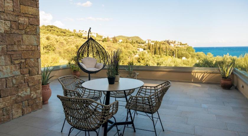 Image of Holiday Home with sea view 9