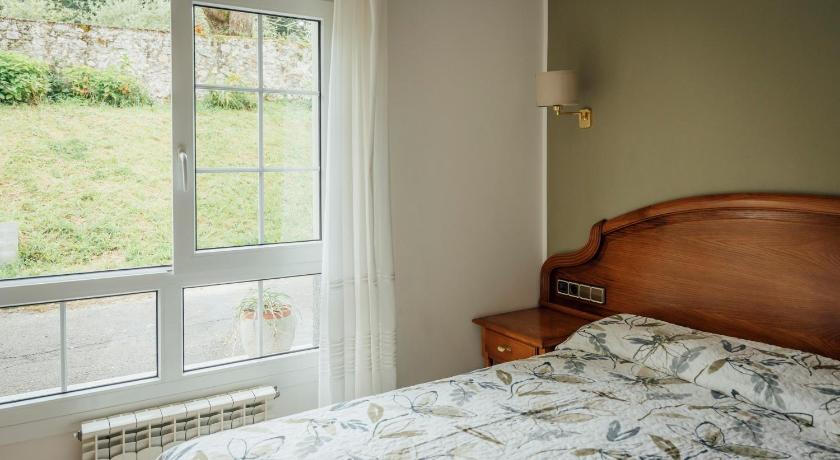Image of Economy Double Room 4