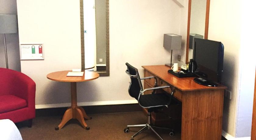 Image of Standard Single Room 6