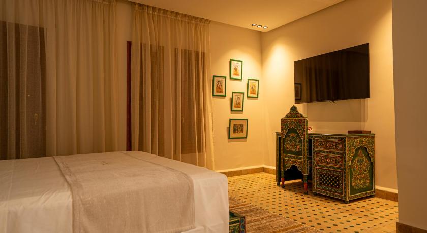 Image of Deluxe Double Room 9