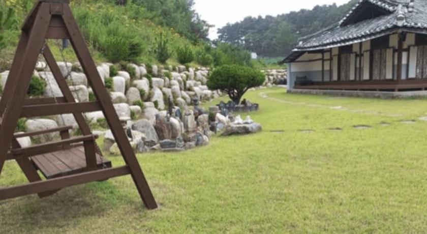 江陵 Gangneung Hakdong Hanok Pension 3つ星 宿泊施設 レストラン