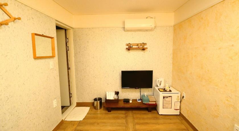 全州 Kkot Jari Hanok Pension 3星级 住宿 泳池