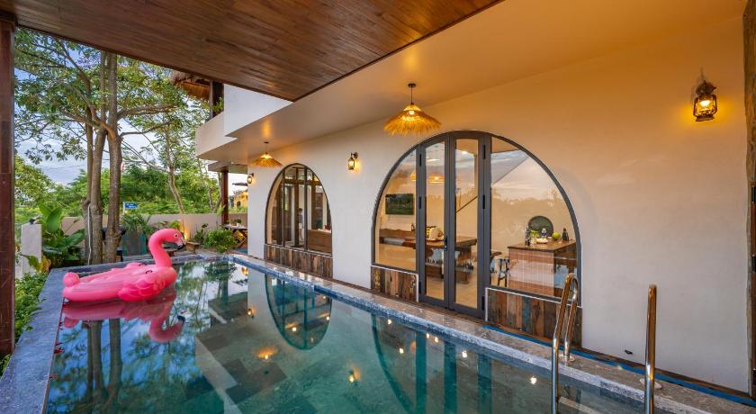 Image of Villa with Private Pool 3