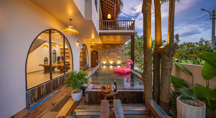 Image of Villa with Private Pool 5