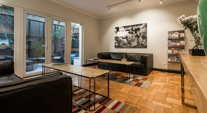 Apart Hotel B photo