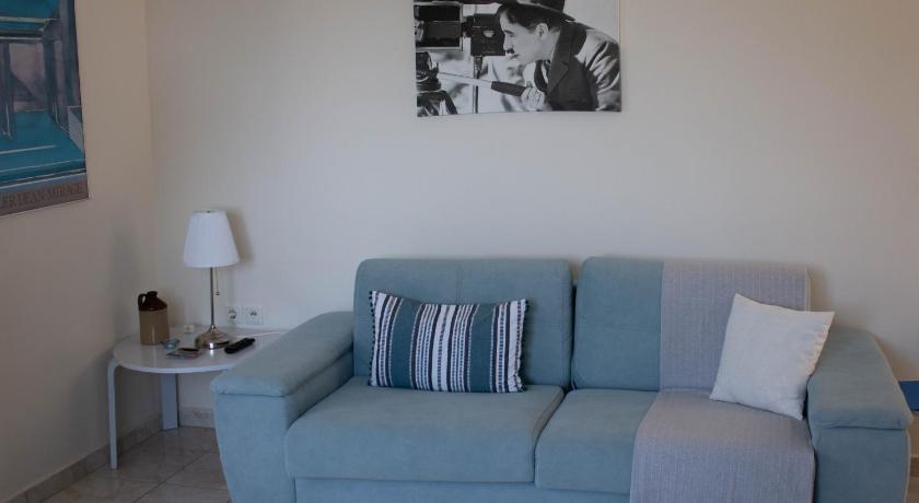 Image of Apartment with Garden View 10
