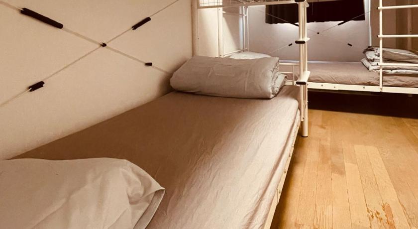 神戸 CCCOFFEE HOSTEL Kobe ホテル プール