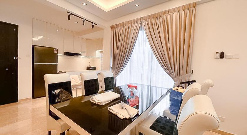 怡保 Ipoh The Cove Hillside Stay 7 to 10 pax, 5 min to Ipoh Town 4星级 民宿 泳池