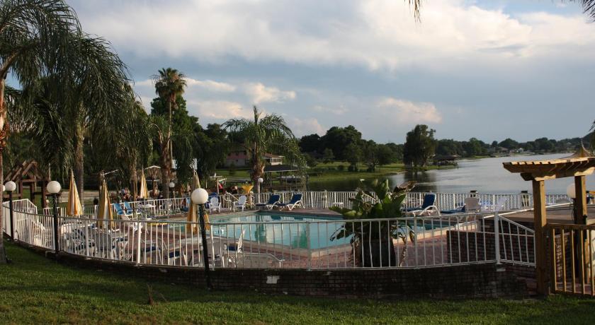 Lake Roy Beach Inn - Winter Haven