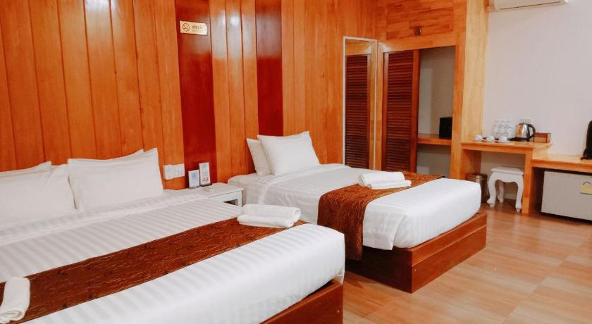 Image of Family Room with Sea View 0