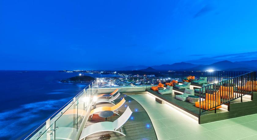 Sokcho Renebleu by Sol Beach 4-Star Hotel exterior