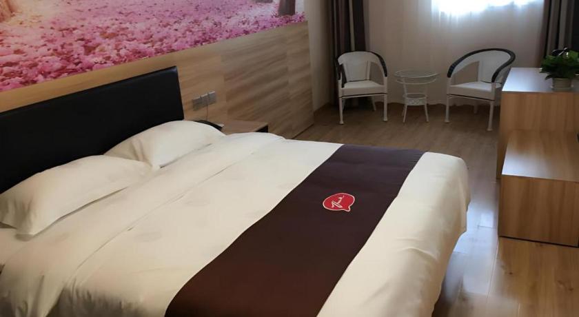 Thank Inn Plus Hotel Shandong Jining High-tech District Huangtun Plaza Commercial Building – Jining, NC