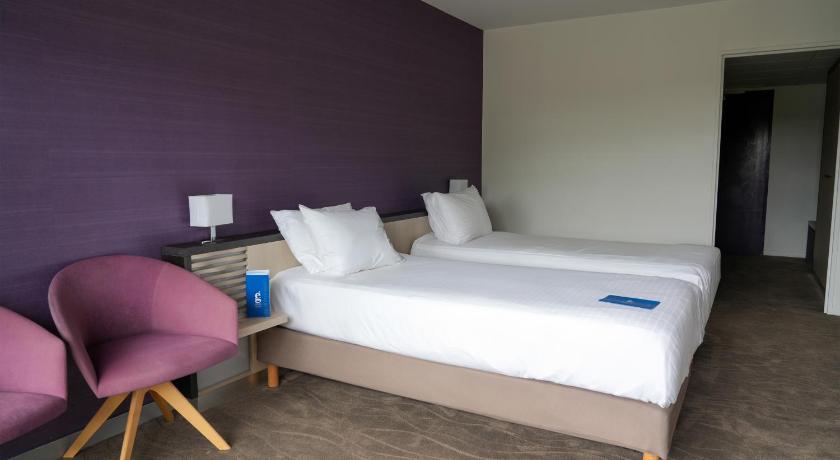 Image of Twin Room with Sea View 1