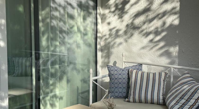 Image of Suite with Private Pool 14