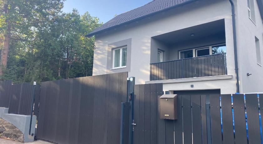 Hun Apartman