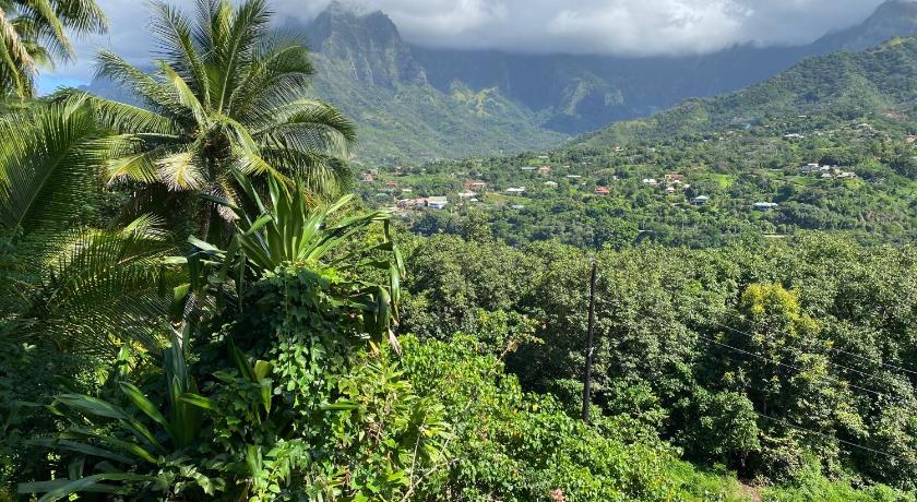 TIKI LODGE Hiva oa
