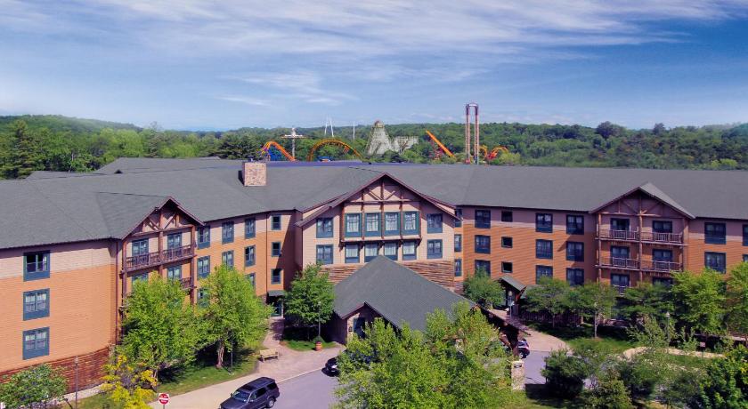Six Flags Great Escape Lodge &amp; Indoor Waterpark — Hotel in Queensbury (NY)