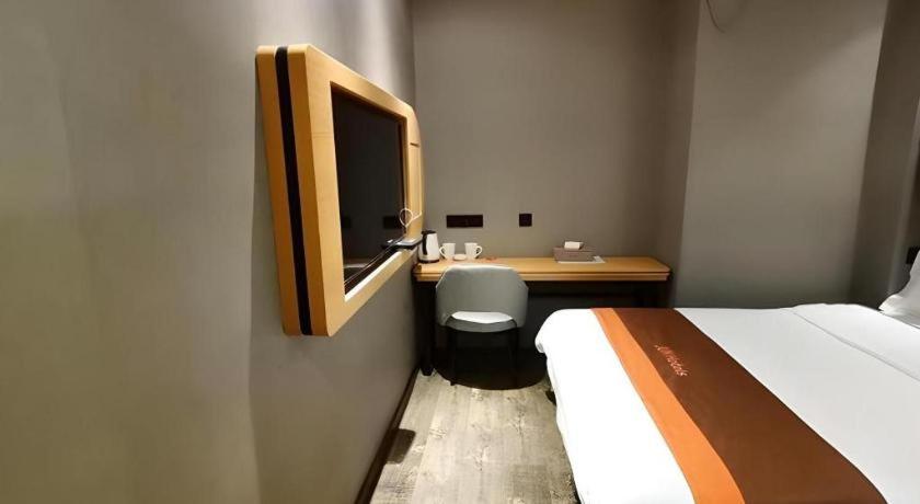 Jun Hotel Hubei Wuhan Jianghan District Jianghan Road Walking Street - image 20
