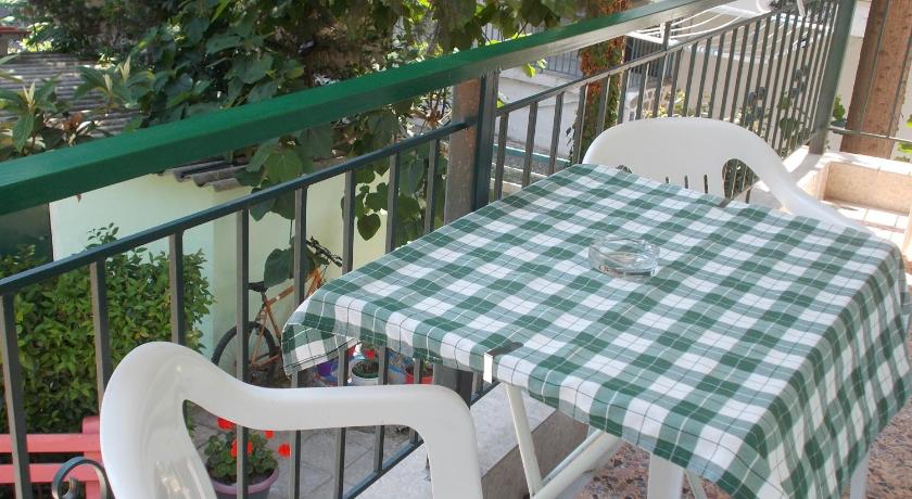 Drosia Apartments photo