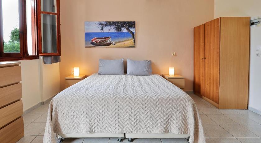 Image of Studio with Sea View (3 Adults) 0
