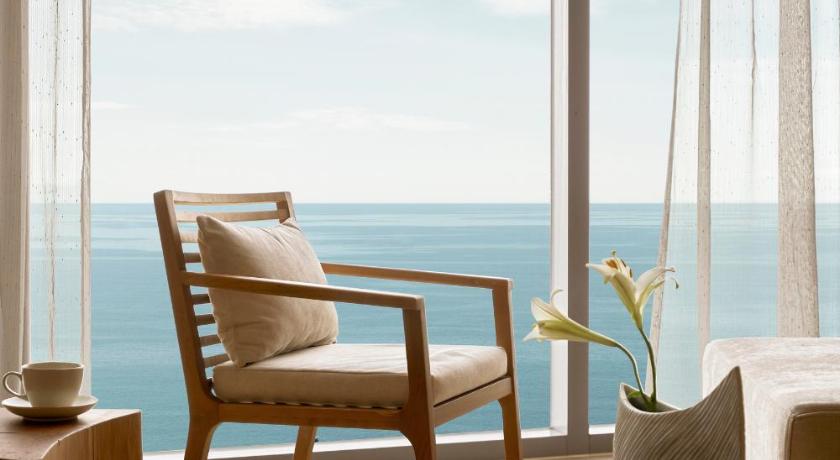 ダナン Signature by M Village Beachfront Hotel 5つ星 ホテル スイート