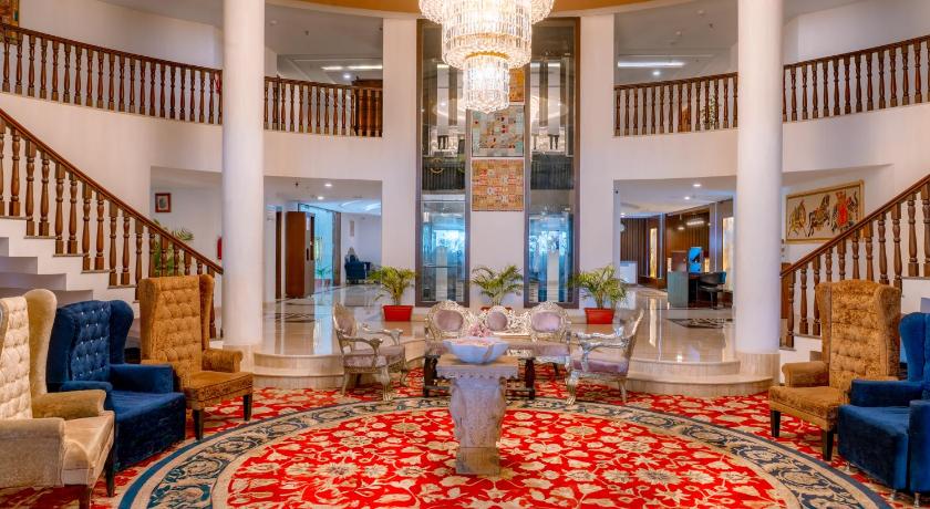Spectrum Resort & Spa - image 3