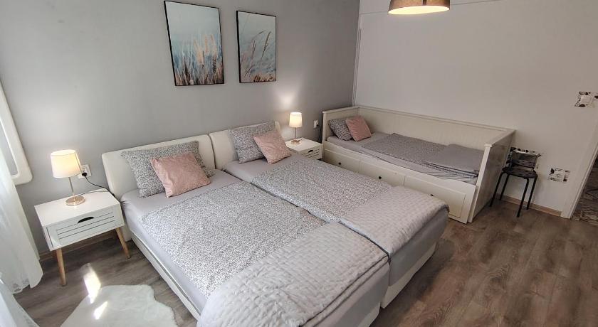 Apartman Jez 3 De Lux - free parking, self check in