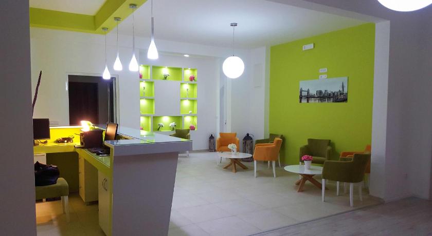 Nautilus Apartments photo