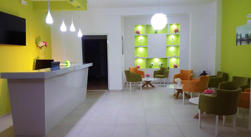 Nautilus Apartments photo