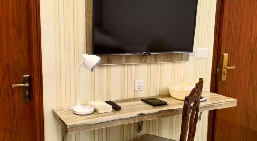 Nishaz Hotel & Suites - image 6