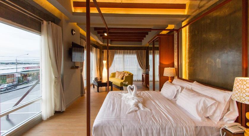 Image of King Suite 0