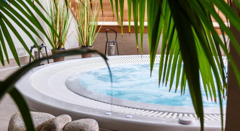 Best Western les Bains de Perros-Guirec Hotel et Spa photo