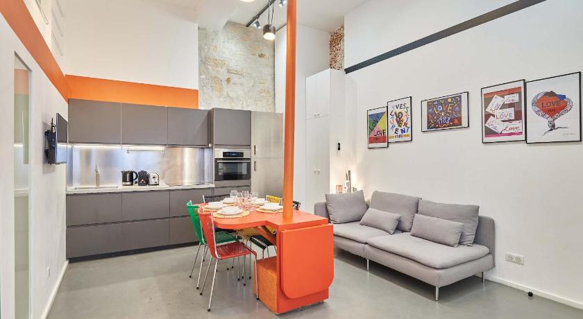 Superb Apartment Le Marais Center of Paris - main image