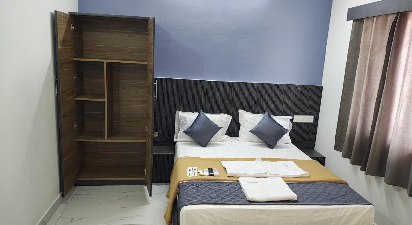Rameswaram TS-K-MARVELL 2-Star Hotel suite