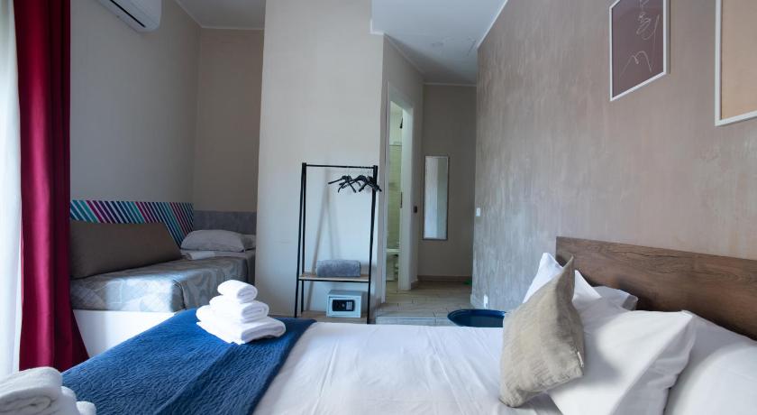 Image of Triple Room with Private Bathroom 1