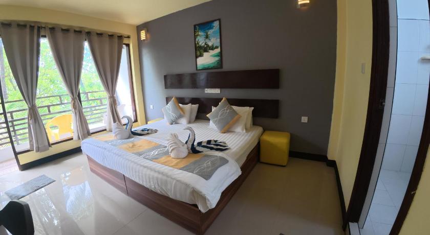 Image of Deluxe Double Room 4