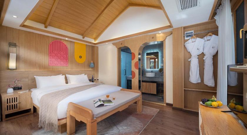 麗江 Lijiang MuYa Chinese Courtyard Hotel with Water View ホテル スイート