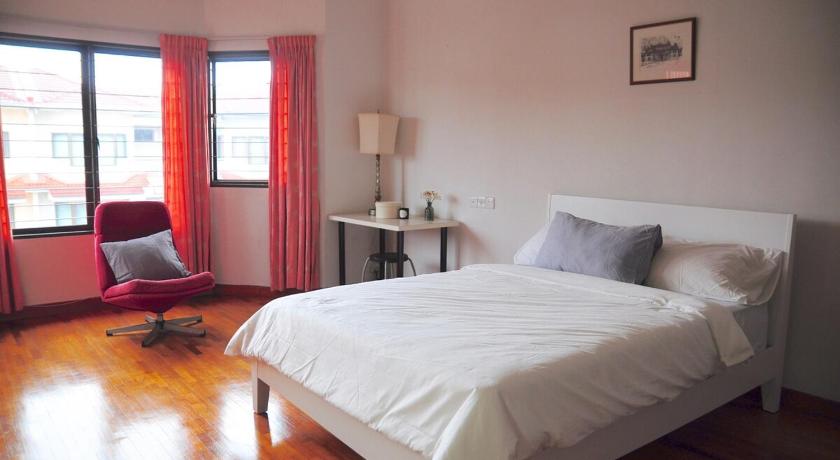 GRAYHAUS Guest House - image 16