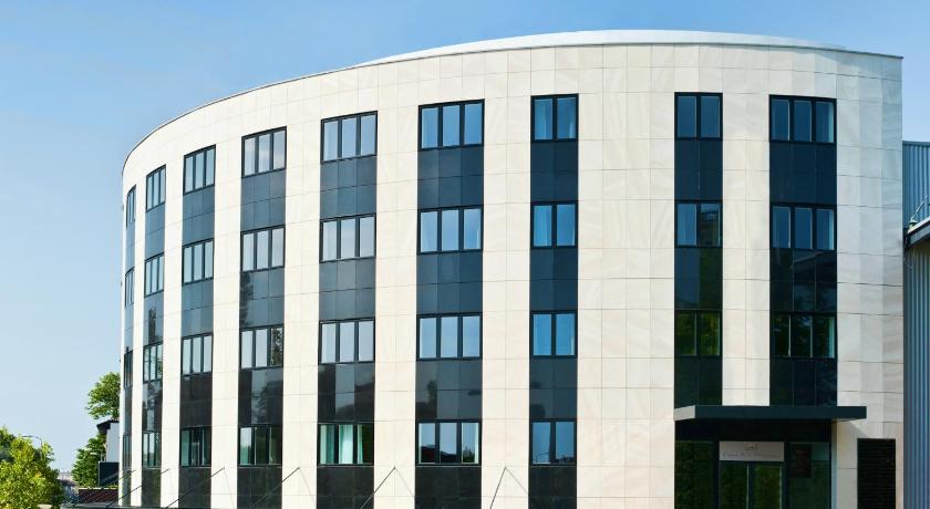 Teneo Apparthotel Talence Arthena photo