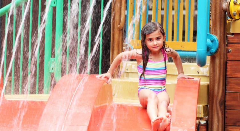 Six Flags Great Escape Lodge & Indoor Waterpark photo