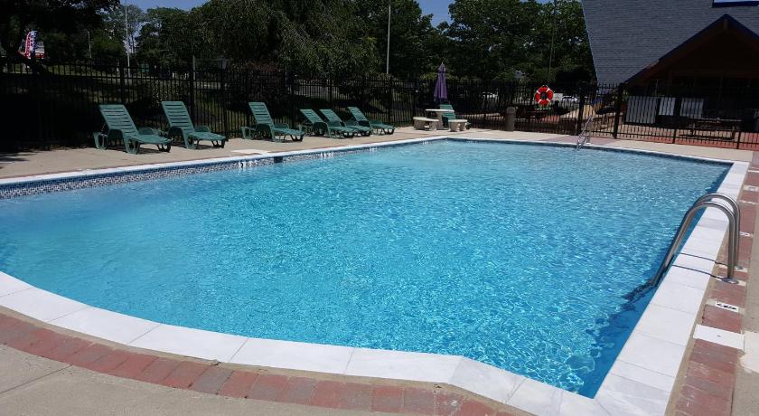 Crystal Inn - Neptune photo