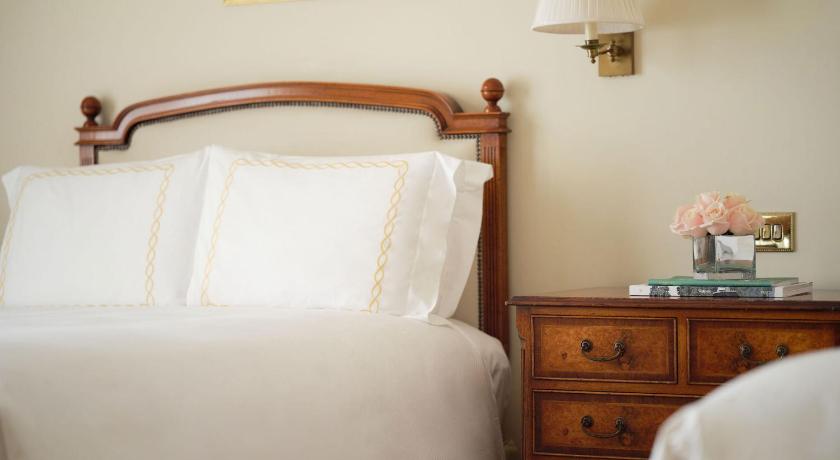 Image of Superior Queen Room 15