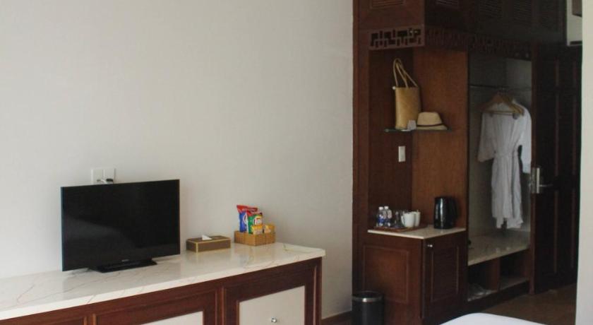 Image of Premium Deluxe Double Garden View 12