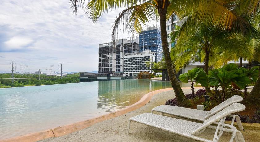 新山 Macrolink Medini Theme Suite by Nest Home - Near Legoland 4星级 民宿 餐厅